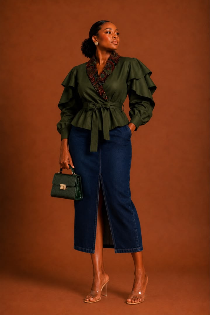 BLOOM TOP